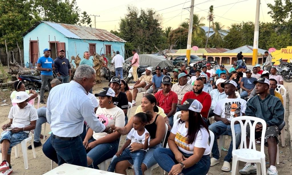 (VIDEO) EN EL ROSARIO: Carlos Morillo «Chijo» deja conformado su equipo de campaña post thumbnail image