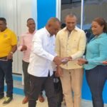 Departamento Aeroportuario recibe solicitudes de jóvenes en cuarta feria de empleo del sector aeronáutico.