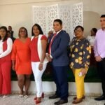 Policía Nacional, Medio Ambiente y COBA se reúnen con propietarios de establecimientos de expendio de bebidas alcohólicas en San Juan