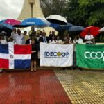 IDECOOP Regional El Valle conmemora el Día del Cooperativismo con ofrenda floral.