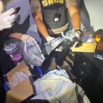 DNCD y MP ocupa drogas, dinero y equipos en dos allanamientos en Azua